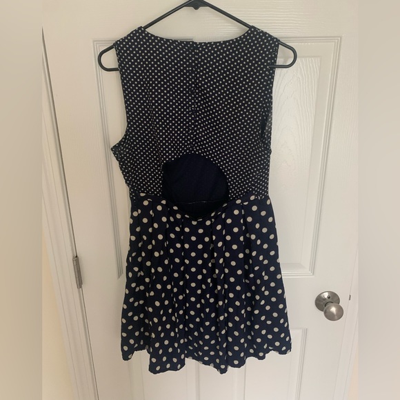 Polka dot blue dress with zipper skirt and button back top - Picture 4 of 5
